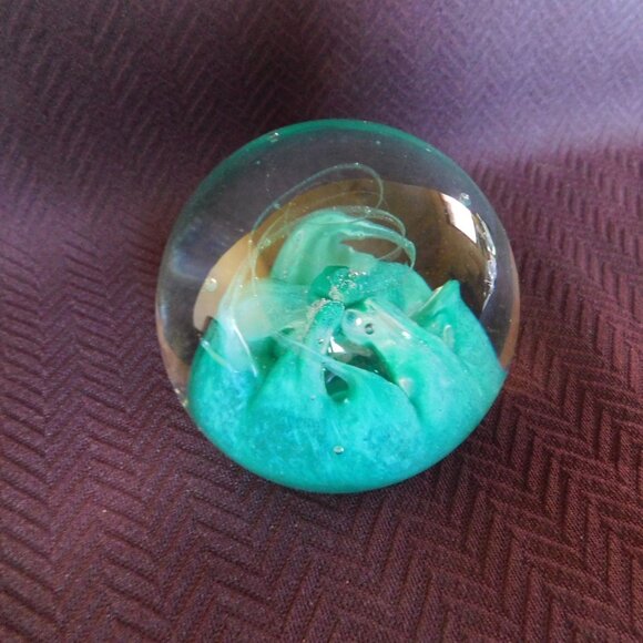 Caithness Scotland Seafoam paperweight mint condition - Picture 2 of 8